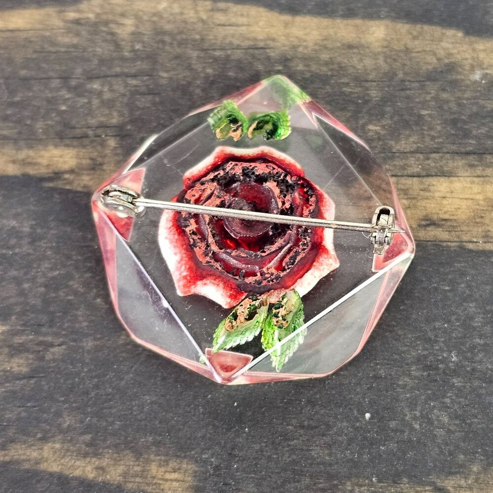 Vintage 1970's Rose Embedded Lucite Geometric Brooch - Picture 2 of 5